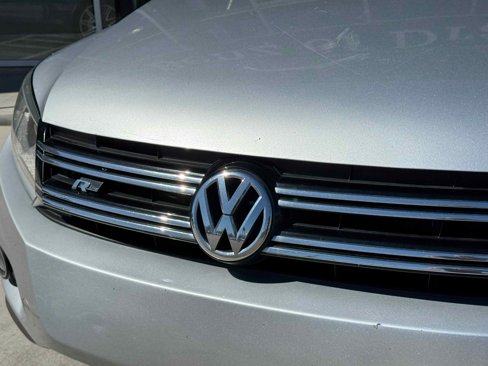 Used 2016 Volkswagen Tiguan R-Line image 13