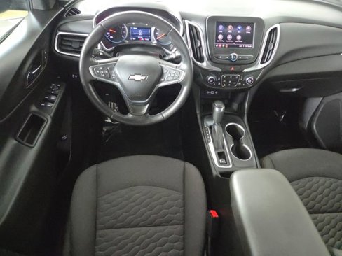 Used 2020 Chevrolet Equinox LT w/ Driver Convenience Package image 17