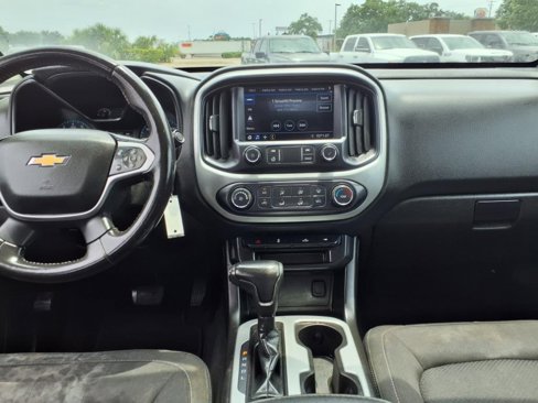 Used 2021 Chevrolet Colorado LT image 15