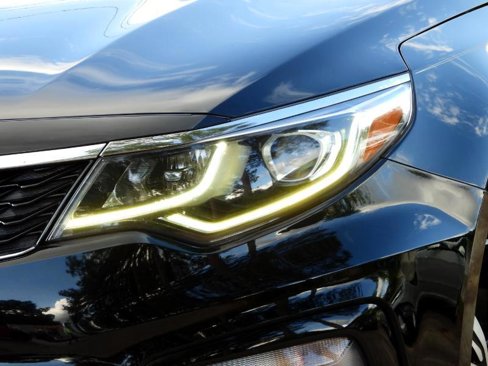 Used 2019 Kia Optima EX image 2