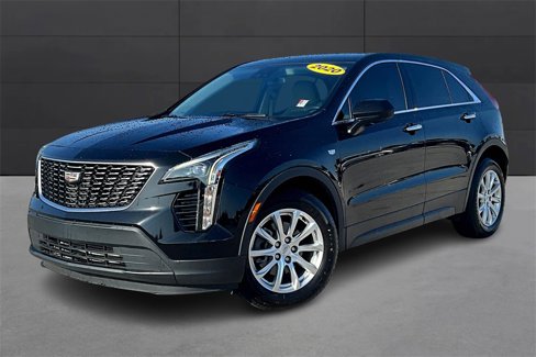 Used 2020 Cadillac XT4 Luxury w/ Cold Weather Package image 1