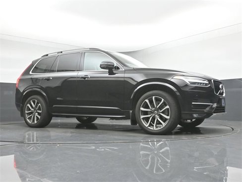 Used 2019 Volvo XC90 T5 Momentum w/ Protection Package Premier image 9