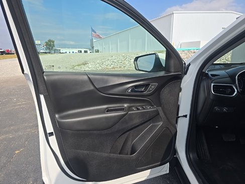 Used 2019 Chevrolet Equinox LT image 11