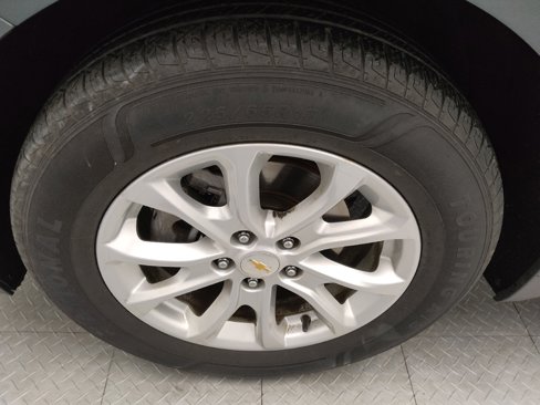 Used 2019 Chevrolet Equinox LS image 31