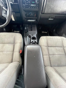 Used 2000 Jeep Cherokee Sport image 31