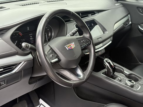 Certified 2023 Cadillac XT4 Premium Luxury image 14
