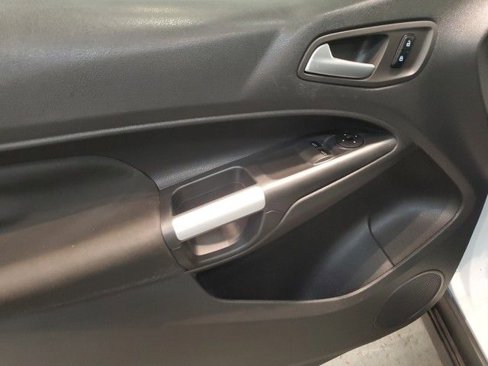 Used 2015 Ford Transit Connect XLT image 11