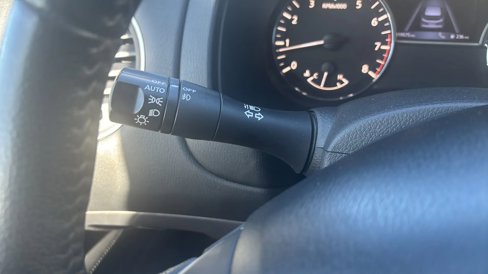 Used 2018 Nissan Pathfinder SL image 47