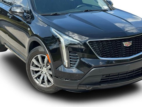Used 2019 Cadillac XT4 Sport w/ Cold Weather Package image 7