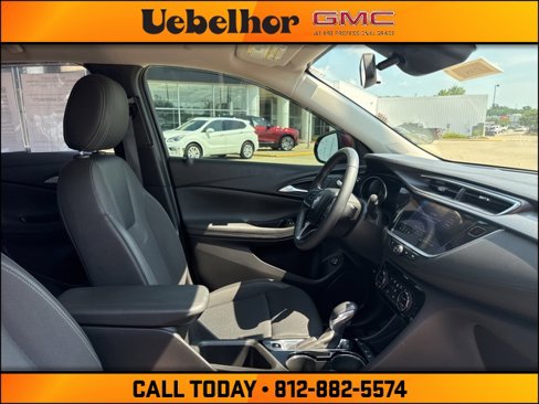 Used 2023 Buick Encore GX Select w/ Sport Touring Package image 2