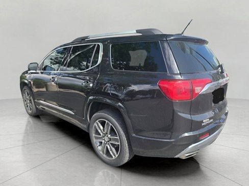 Used 2017 GMC Acadia Denali w/ Technology Package image 2