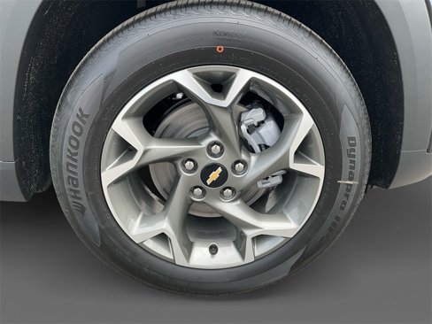 New 2026 Chevrolet Trax LT w/ Driver Confidence Package image 15