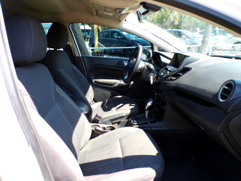 Used 2014 Ford Fiesta SE w/ Equipment Group 201A image 19
