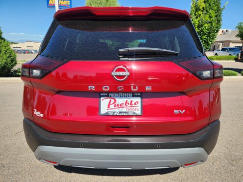 Used 2023 Nissan Rogue SV image 11