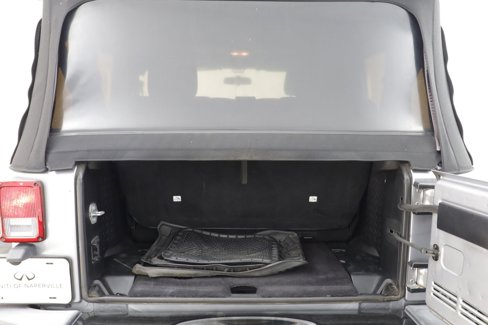 Used 2015 Jeep Wrangler Sport image 23