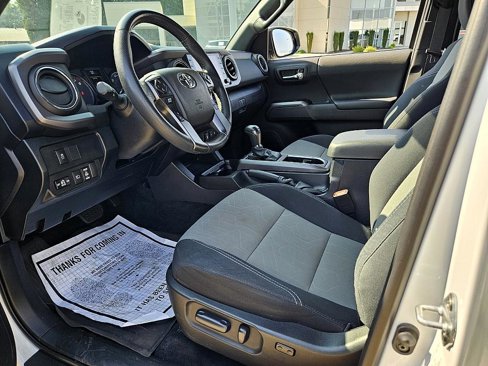 Used 2021 Toyota Tacoma TRD Sport image 7