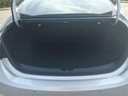 Used 2022 Chevrolet Malibu LT image 23