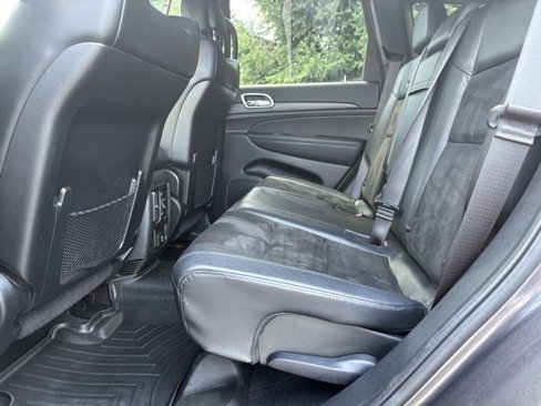 Used 2021 Jeep Grand Cherokee Laredo X image 22