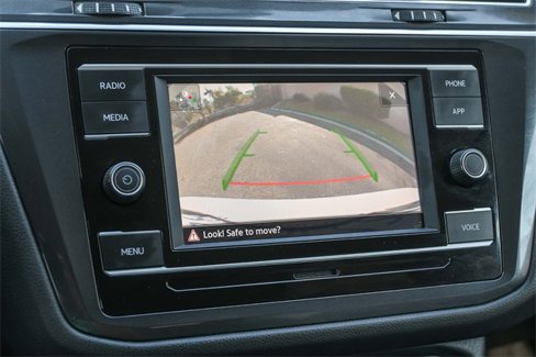 Used 2021 Volkswagen Tiguan S image 26