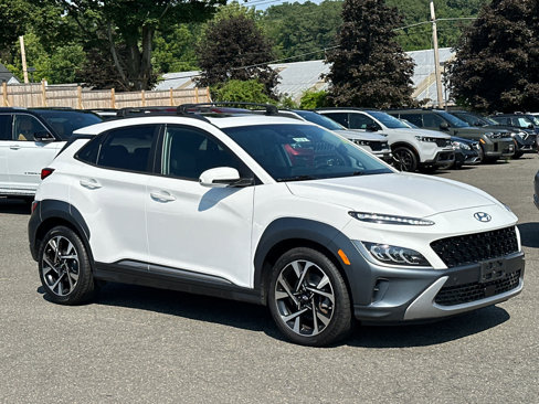 Used 2022 Hyundai Kona Limited image 1