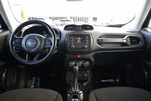 Used 2017 Jeep Renegade Altitude image 13