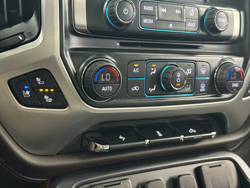 Used 2018 GMC Sierra 1500 SLT w/ SLT Premium Package image 26