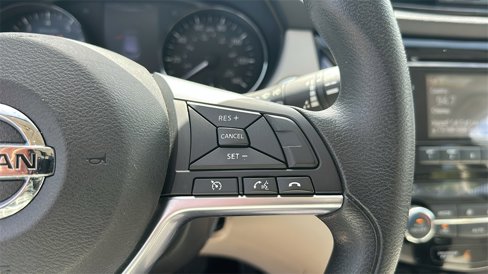 Used 2018 Nissan Rogue Sport SV image 20