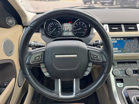 Used 2015 Land Rover Range Rover Evoque Pure Plus image 12