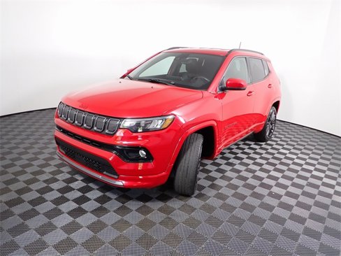 Used 2022 Jeep Compass Limited image 10