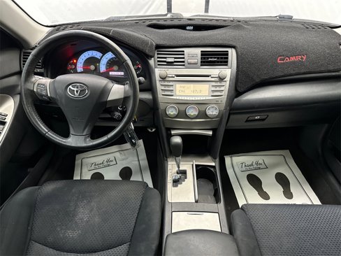 Used 2010 Toyota Camry image 22