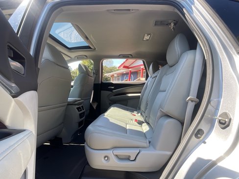 Used 2016 Acura MDX FWD w/ Technology Package image 25