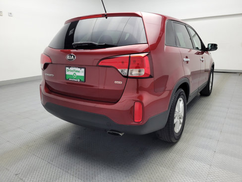 Used 2015 Kia Sorento LX image 9