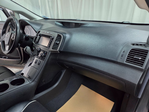Used 2013 Toyota Venza LE image 18