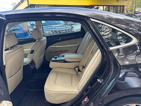 Used 2014 Hyundai Equus Signature image 12