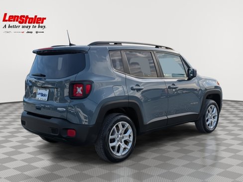 Used 2018 Jeep Renegade Latitude image 5