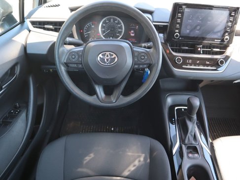Used 2022 Toyota Corolla LE image 12