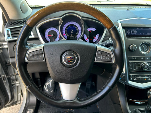 Used 2012 Cadillac SRX Luxury image 16
