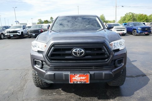 Used 2020 Toyota Tacoma SR image 12