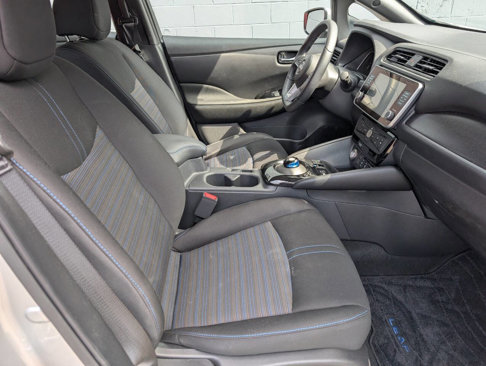 Used 2023 Nissan Leaf SV Plus image 8