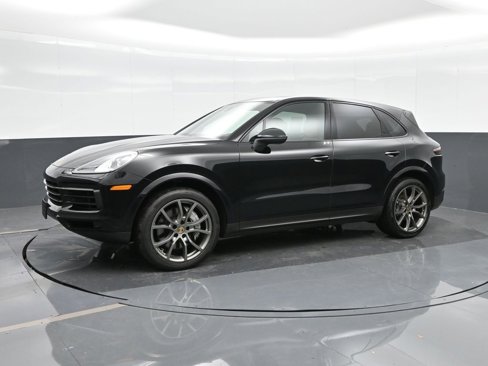 Certified 2023 Porsche Cayenne image 10