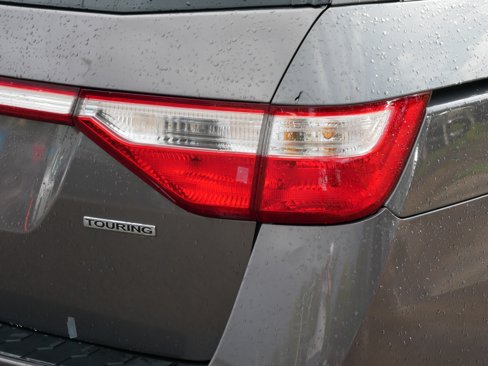 Used 2013 Honda Odyssey Touring image 17