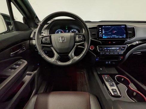Certified 2025 Honda Ridgeline Black Edition image 29