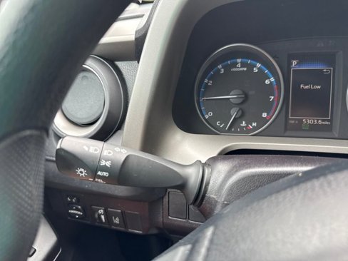 Used 2018 Toyota RAV4 LE w/ All Weather Liner Package image 25