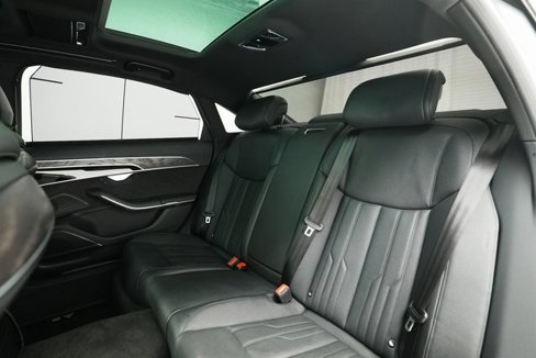 Used 2021 Audi A8 L 3.0T w/ Executive Plus Package image 21