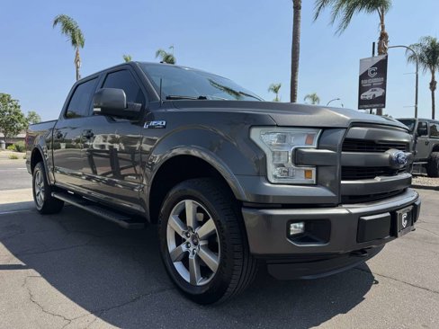 Used 2016 Ford F150 Lariat w/ Equipment Group 502A Luxury image 9