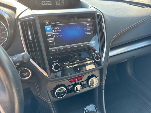 Used 2018 Subaru Crosstrek 2.0i Limited image 18
