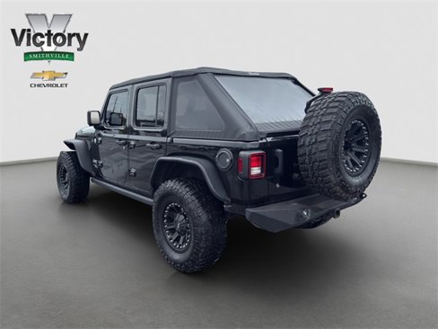 Used 2018 Jeep Wrangler Unlimited Sport image 4