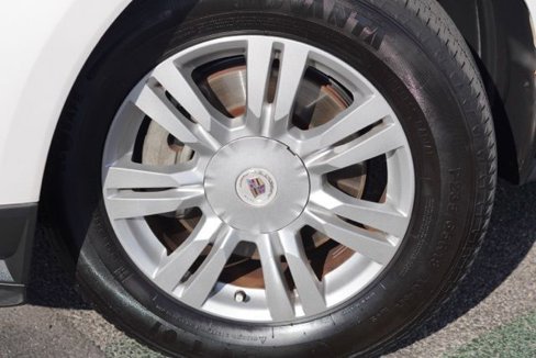 Used 2011 Cadillac SRX Luxury image 9