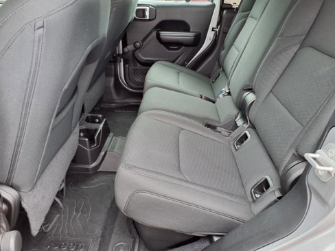 Certified 2021 Jeep Gladiator Sport image 13