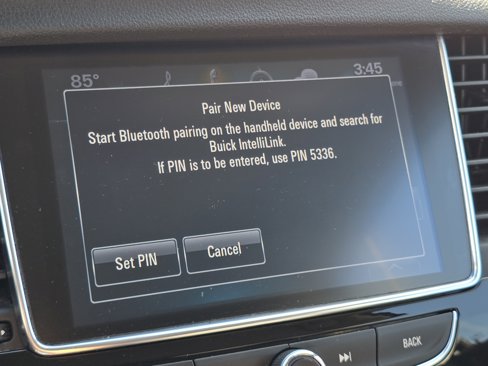 Used 2018 Buick Encore Preferred image 4